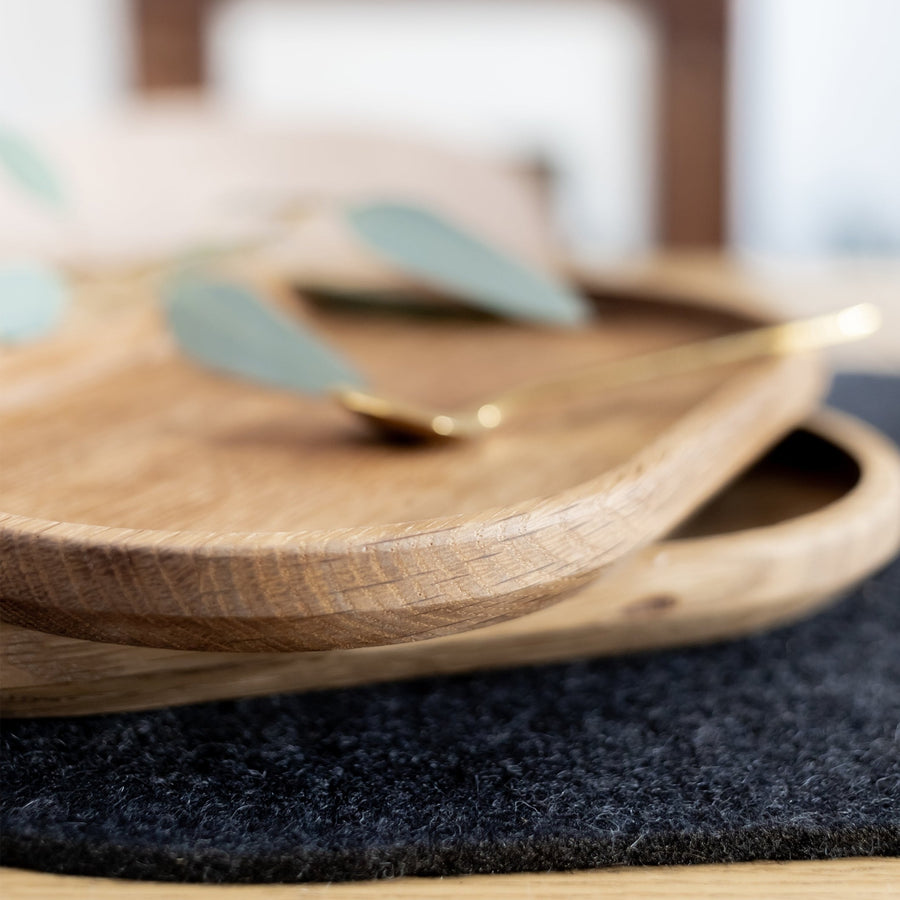 Oval fika tray in white oak for coffee and daily use gifts